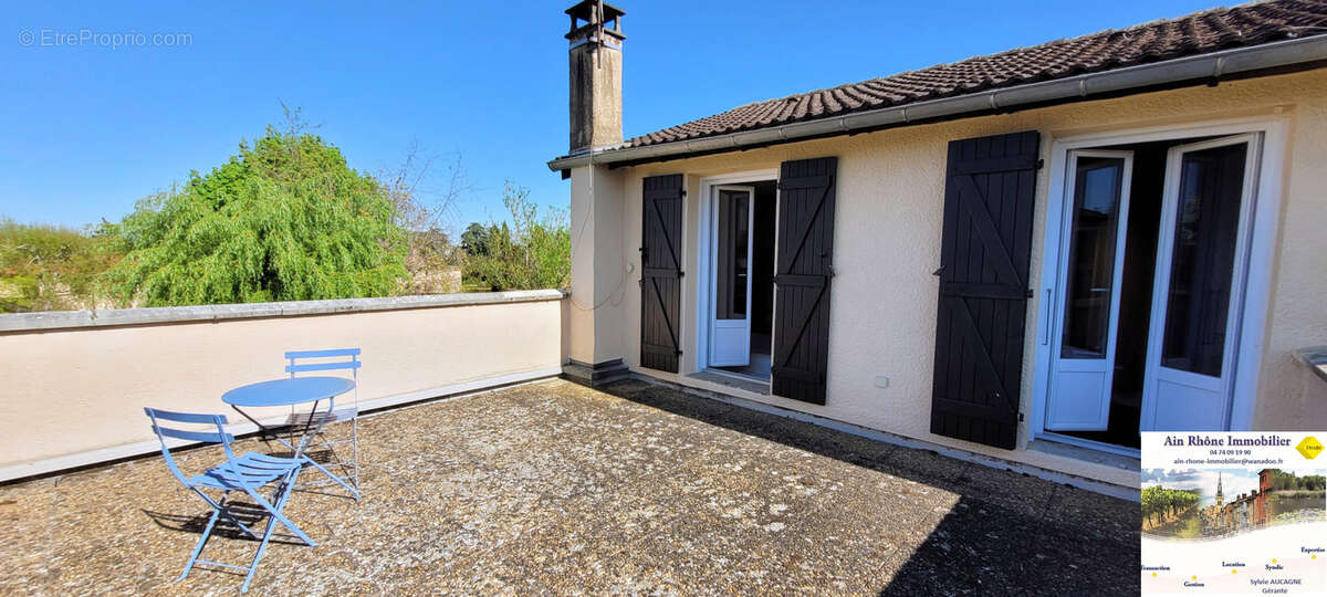 Maison à LIMAS