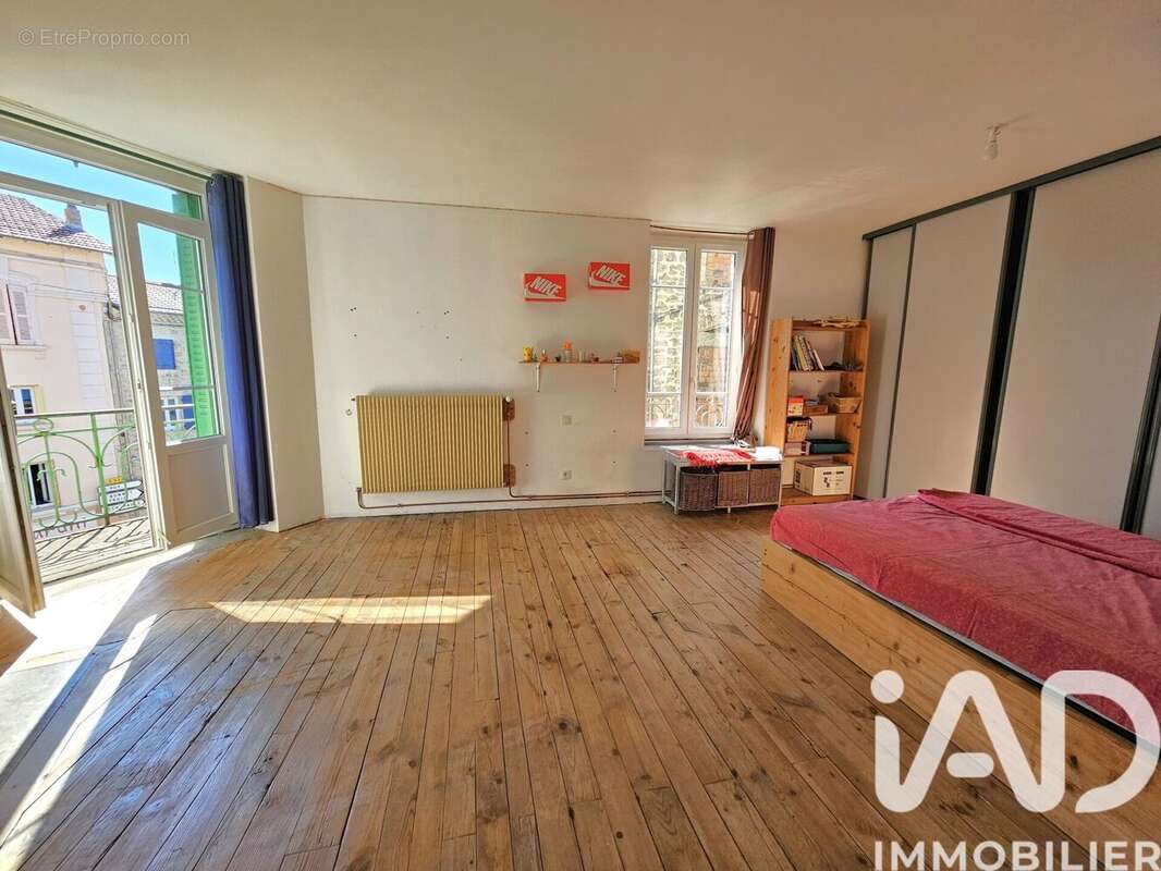 Appartement 300 m² à Lalouvesc  - photo 9