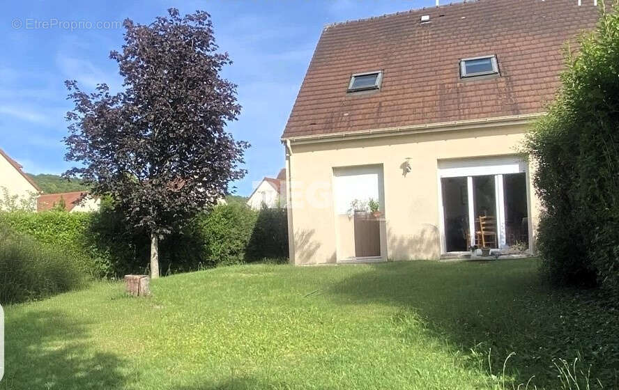 Maison à MORIGNY-CHAMPIGNY