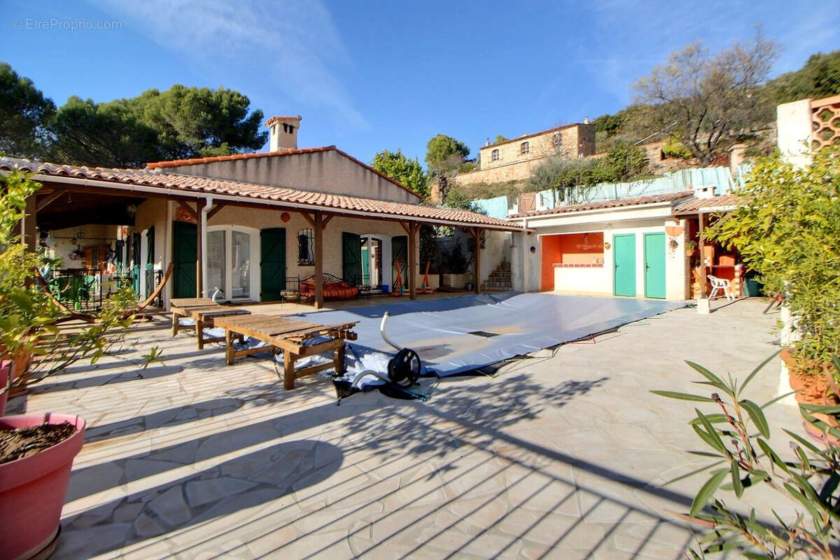 Maison à DRAGUIGNAN