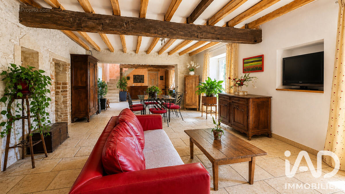 Photo 1 - Maison à CHARSONVILLE