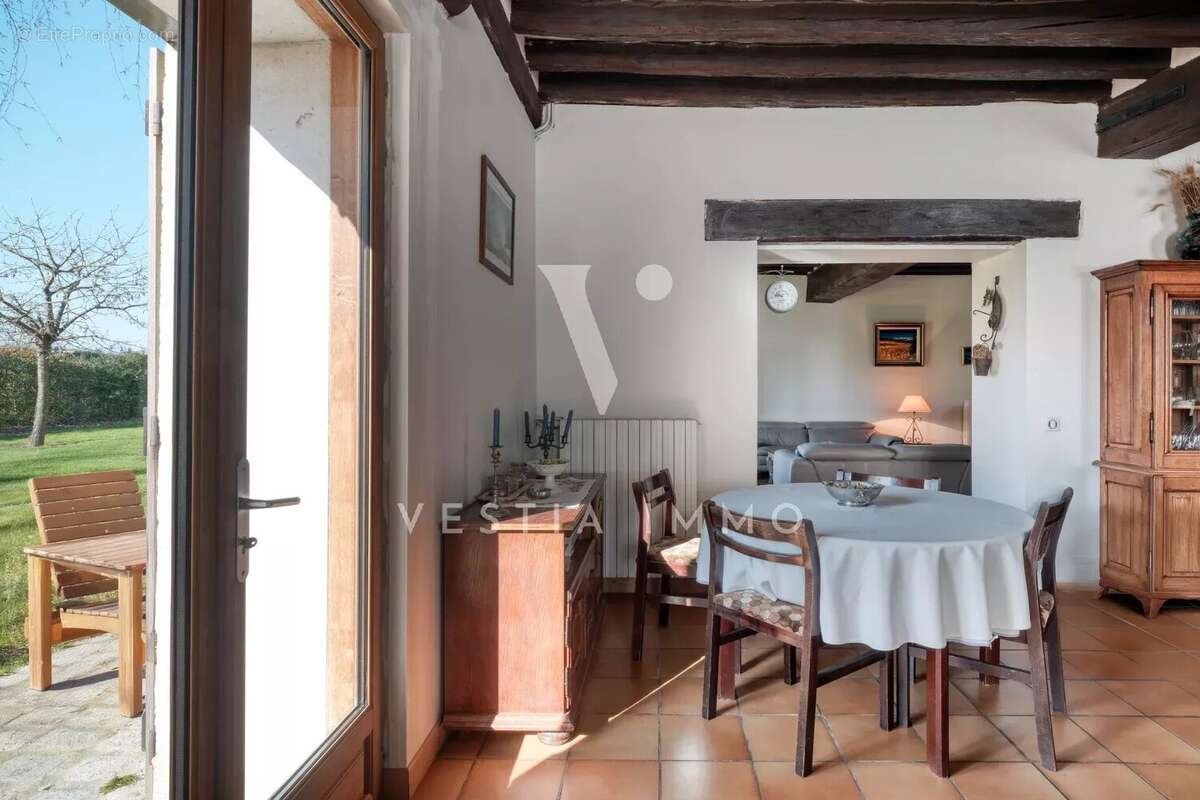 Ancien Corps de ferme du XVIIe – 402 m² – Fort potentiel à 13 min de Rambouillet - photo 6