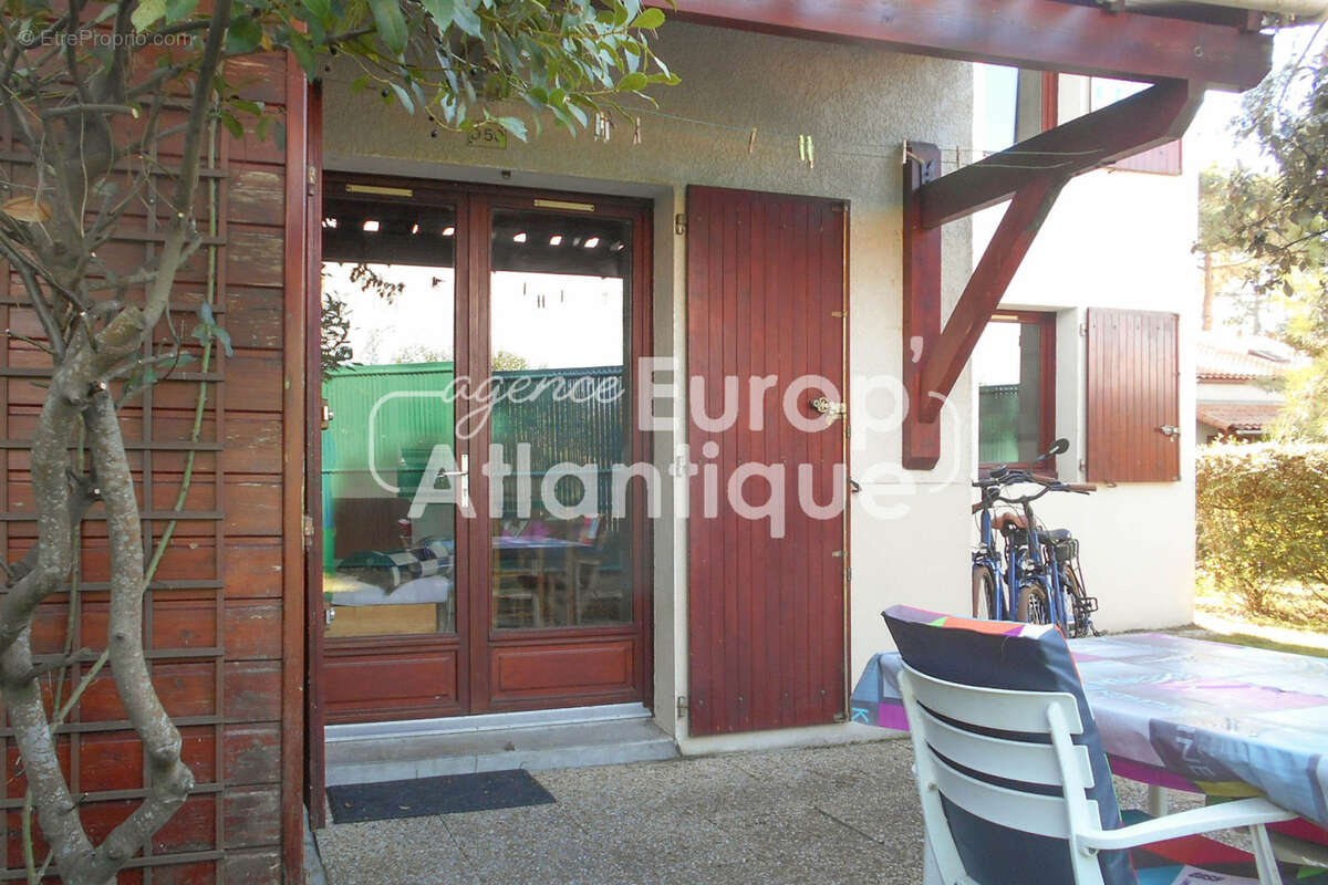 Maison à LES MATHES