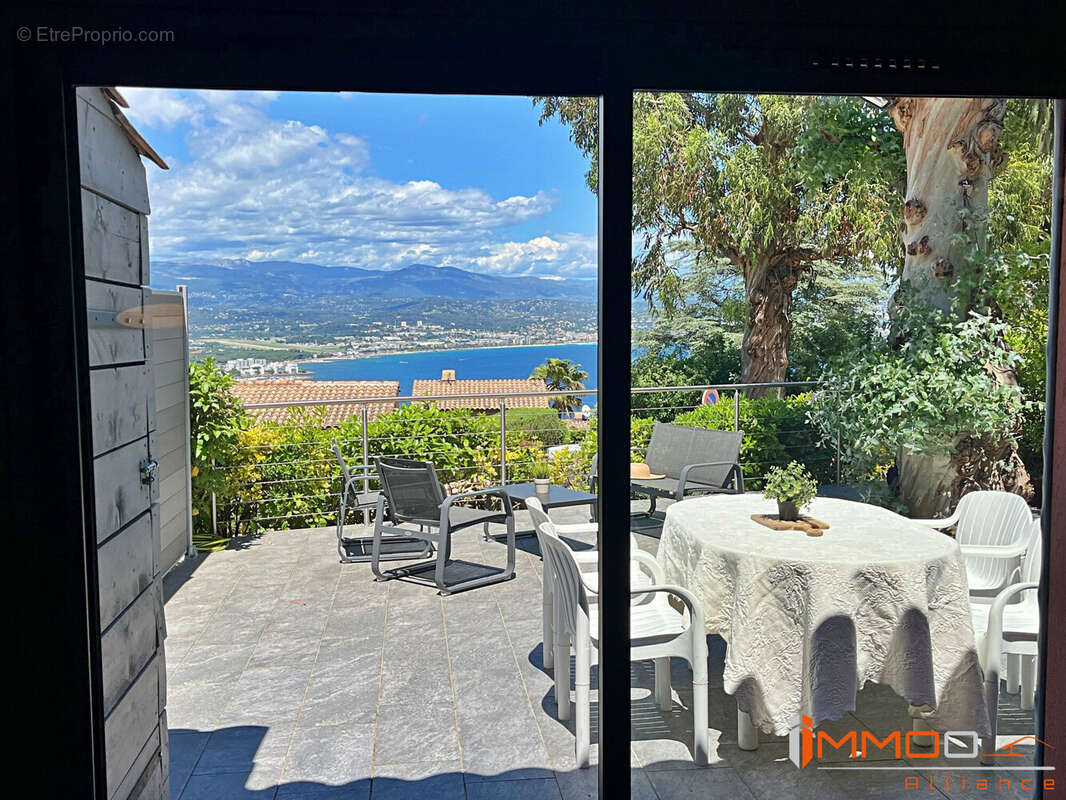 Maison à THEOULE-SUR-MER