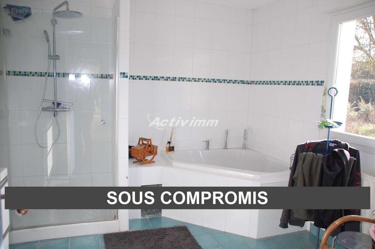 4257 3 - Maison à HESDIN