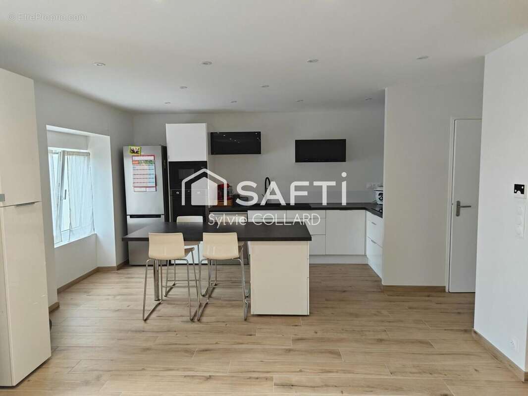 Photo 3 - Maison à SAINT-LYPHARD