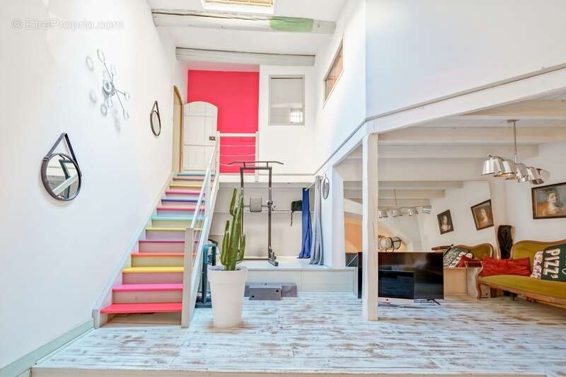 Appartement à MARSEILLE-2E