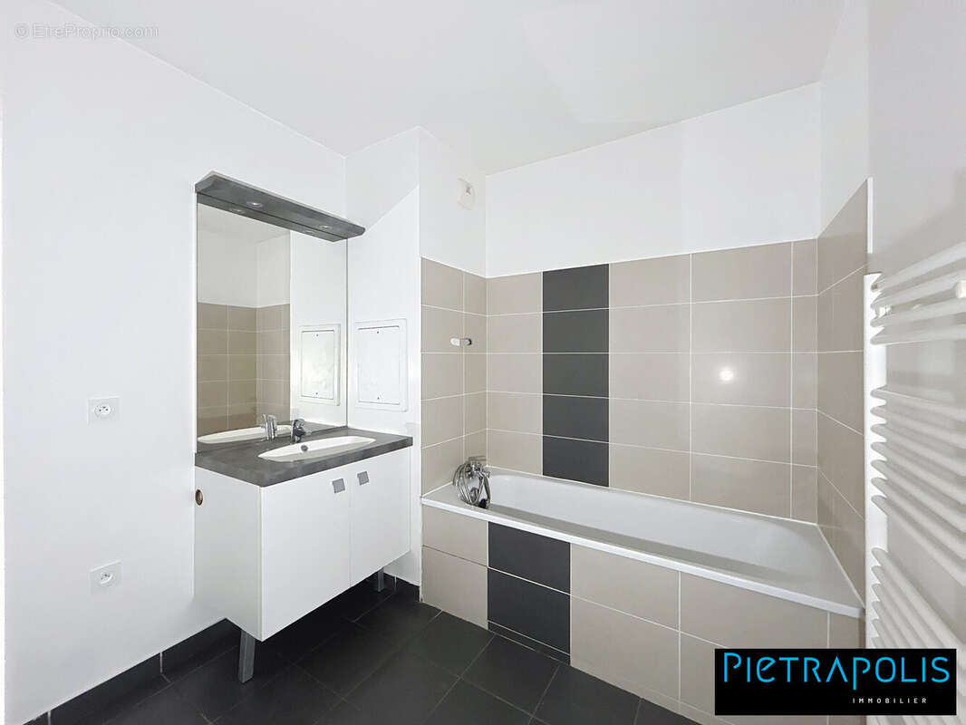 Appartement à VENISSIEUX