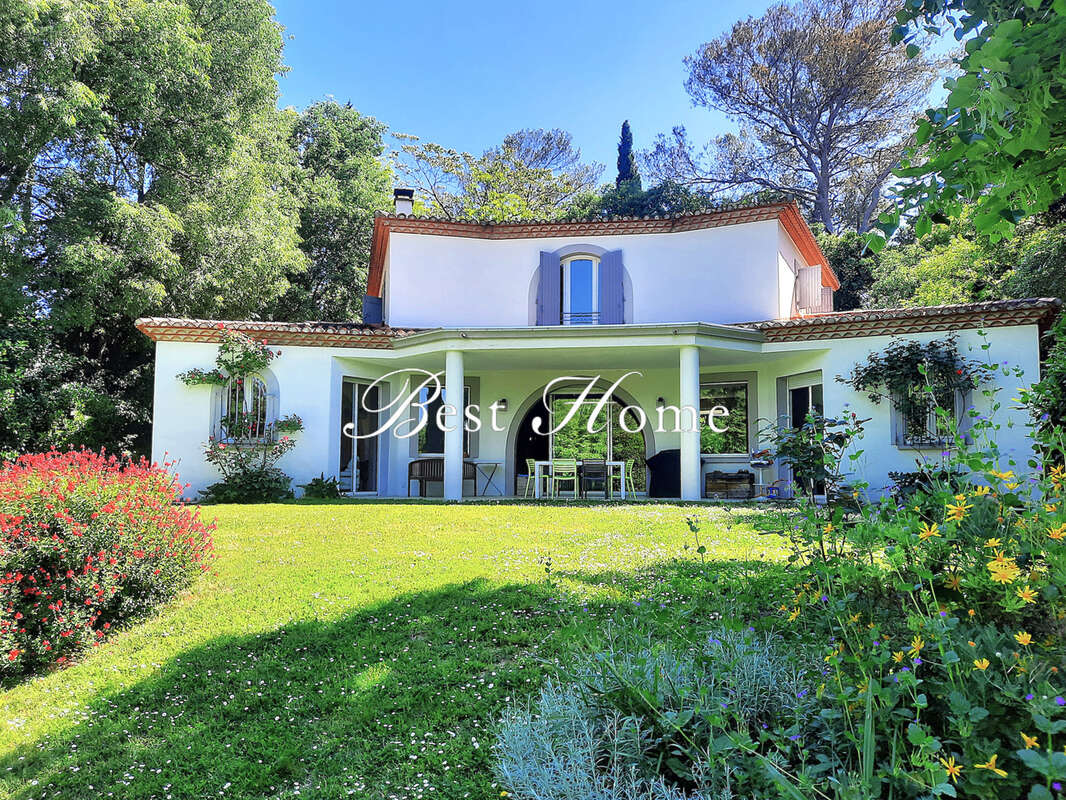 Maison à NIMES
