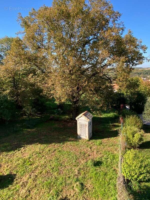 Maison à RUELLE-SUR-TOUVRE