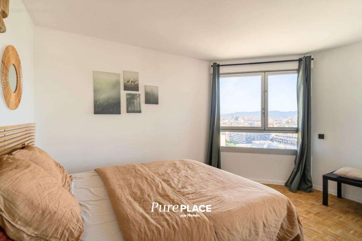 Appartement à MARSEILLE-8E