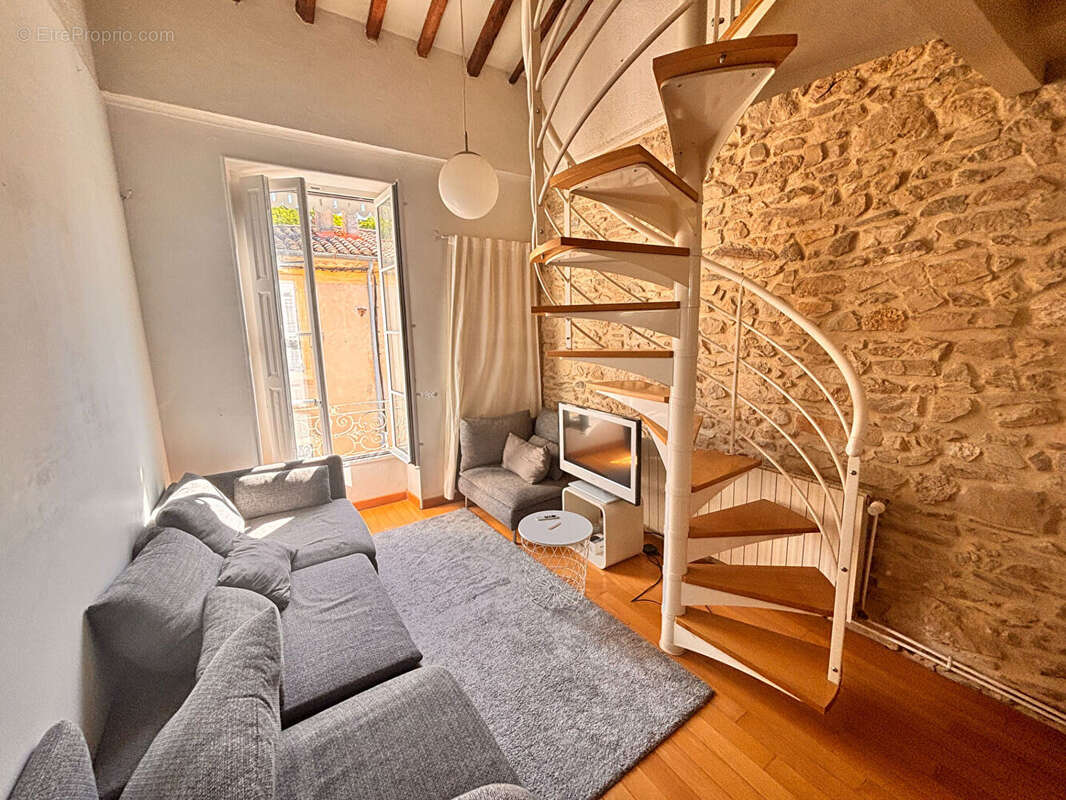 Appartement à NIMES