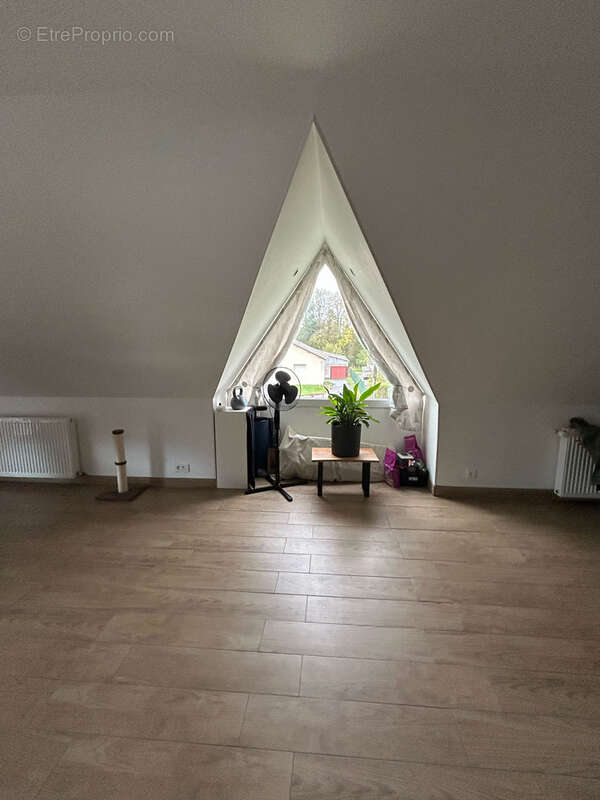 Maison à BRUAY-LA-BUISSIERE