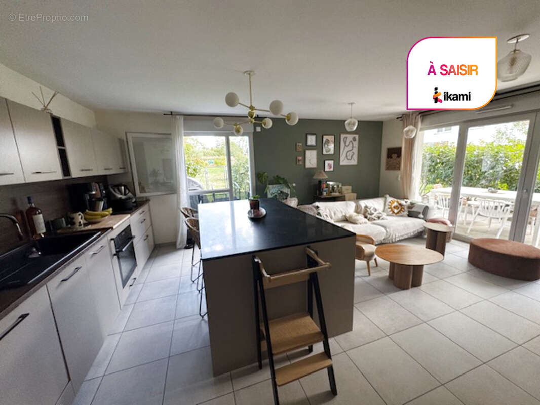 Appartement à POISY