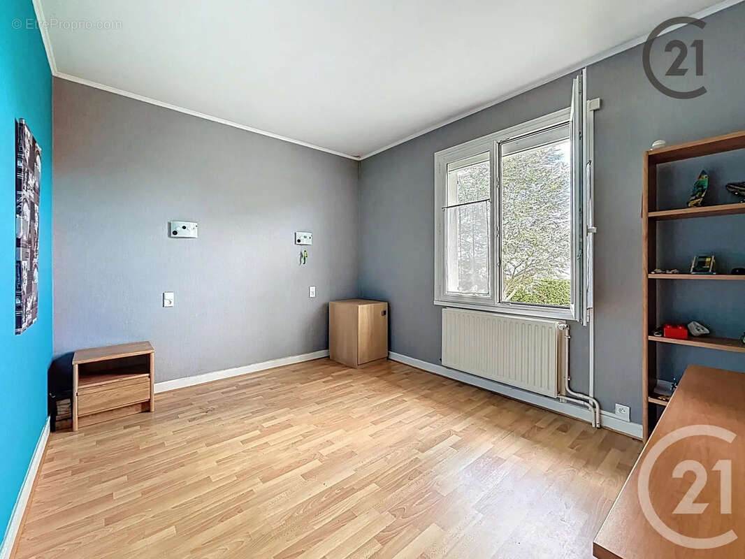 Maison à VAL-DE-VESLE