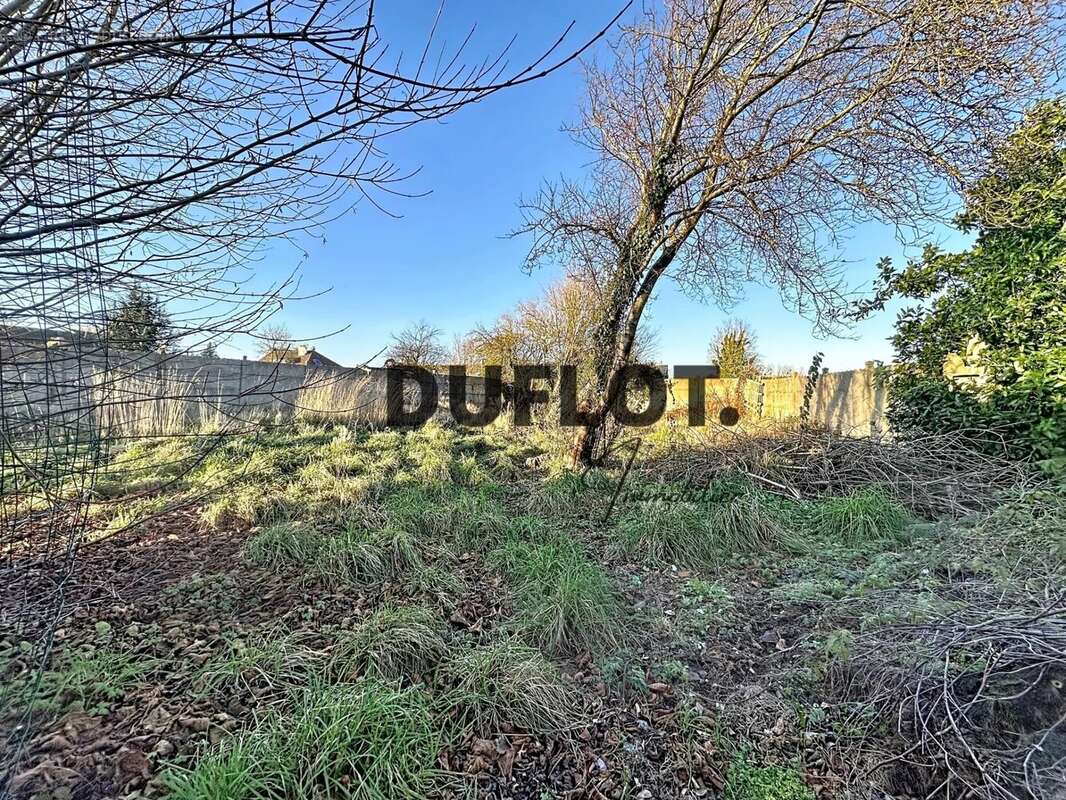 Maison à BEAURAINVILLE