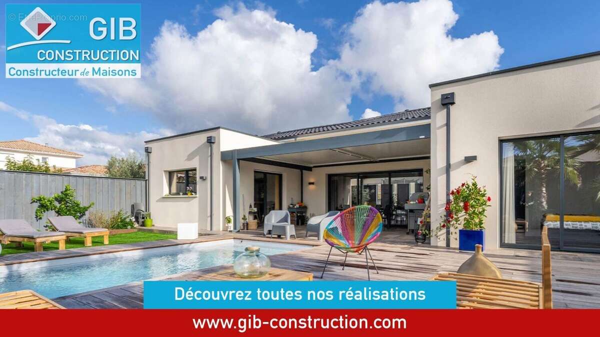 Terrain à CADILLAC-EN-FRONSADAIS