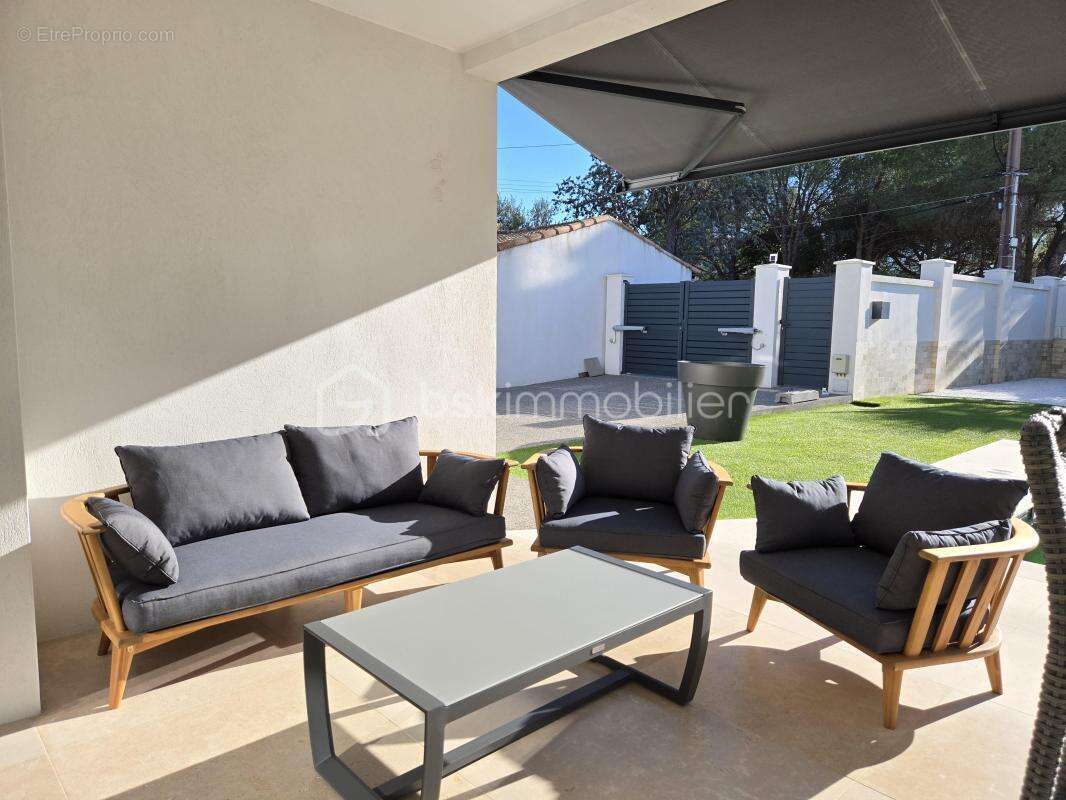 Maison à PUGET-SUR-ARGENS