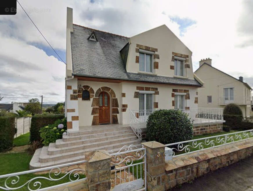 Maison à SAINT-RENAN