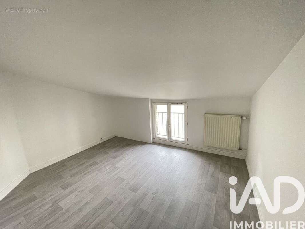 Photo 8 - Maison à ROMILLY-SUR-SEINE