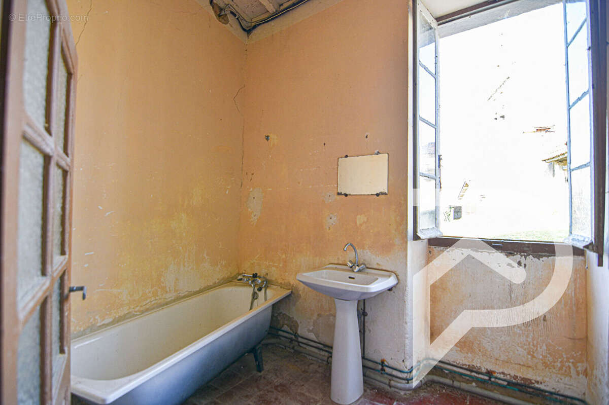 Maison à TOURRENQUETS