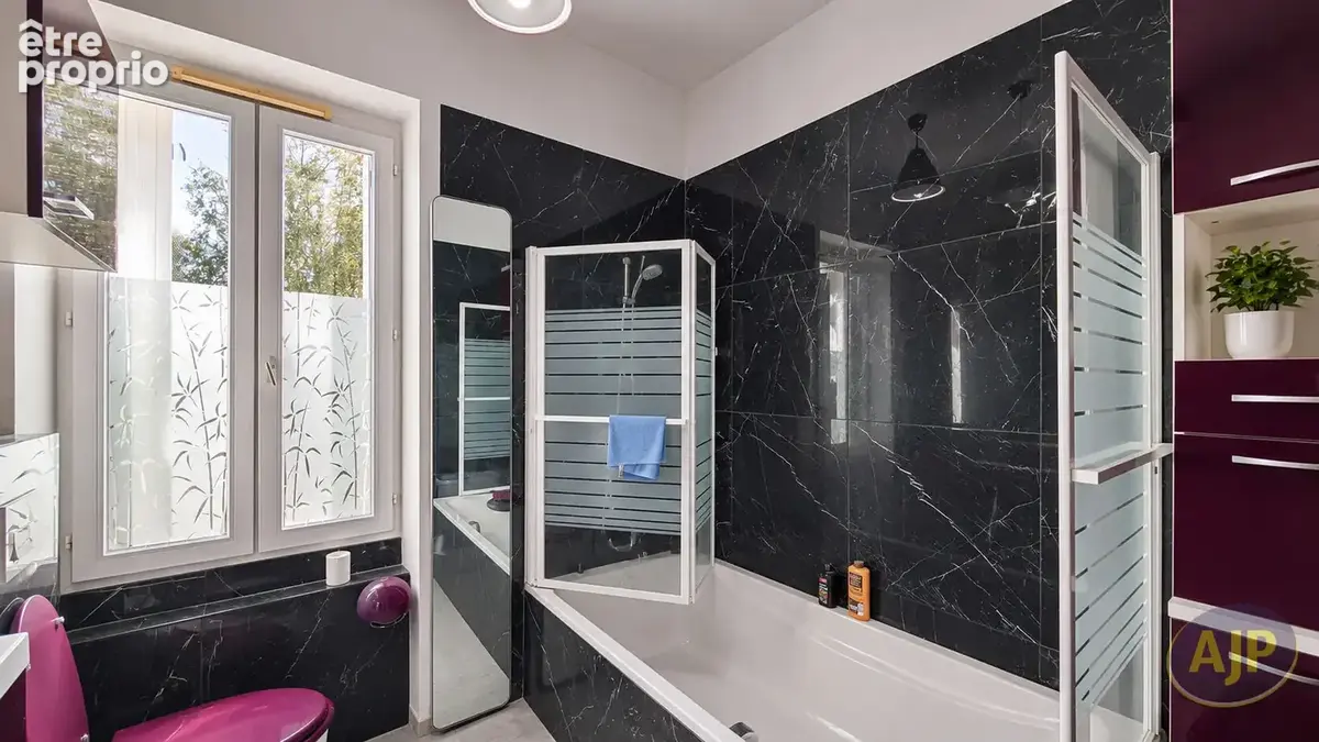 Maison 8 pièces 140 m² à vendre à Aizenay (85190) - photo 9