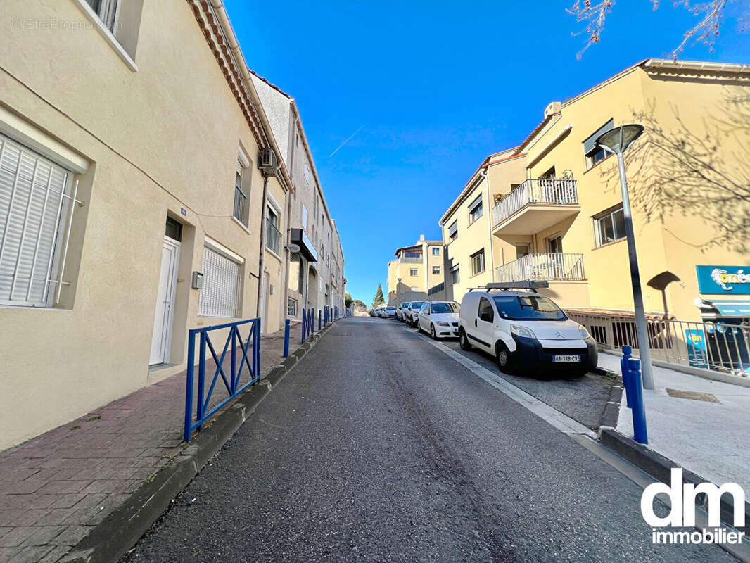 Local commercial d'une surface de 42m2  avec garage de 20m2 - photo 10