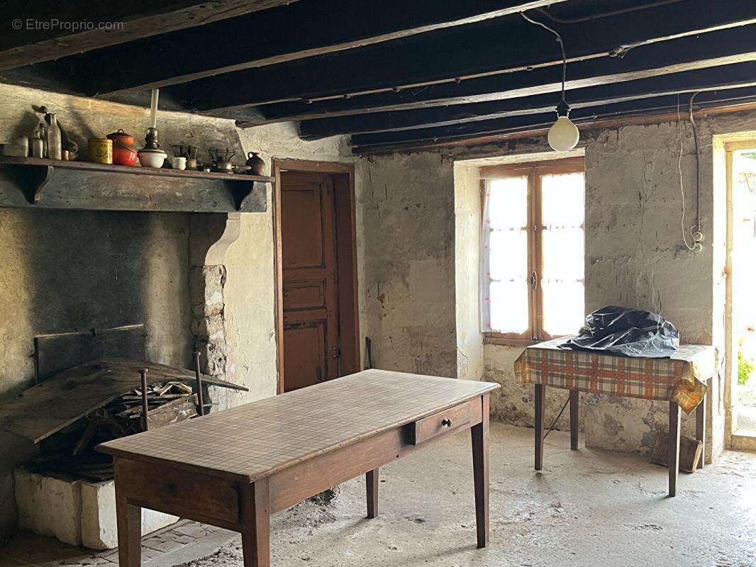 Maison à VIVONNE