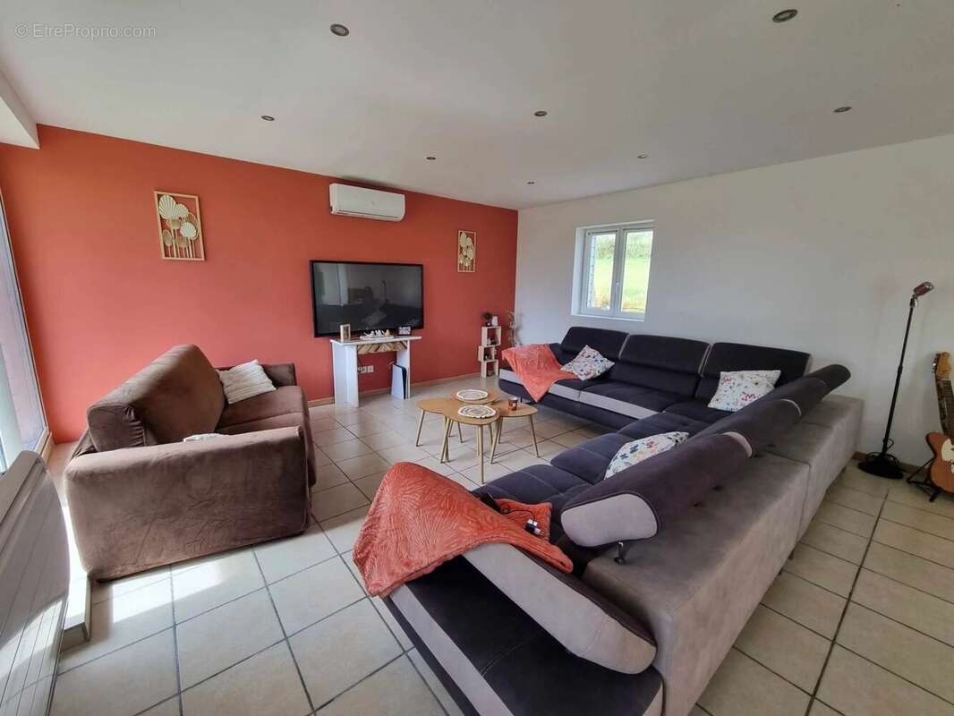 Maison à QUESTRECQUES