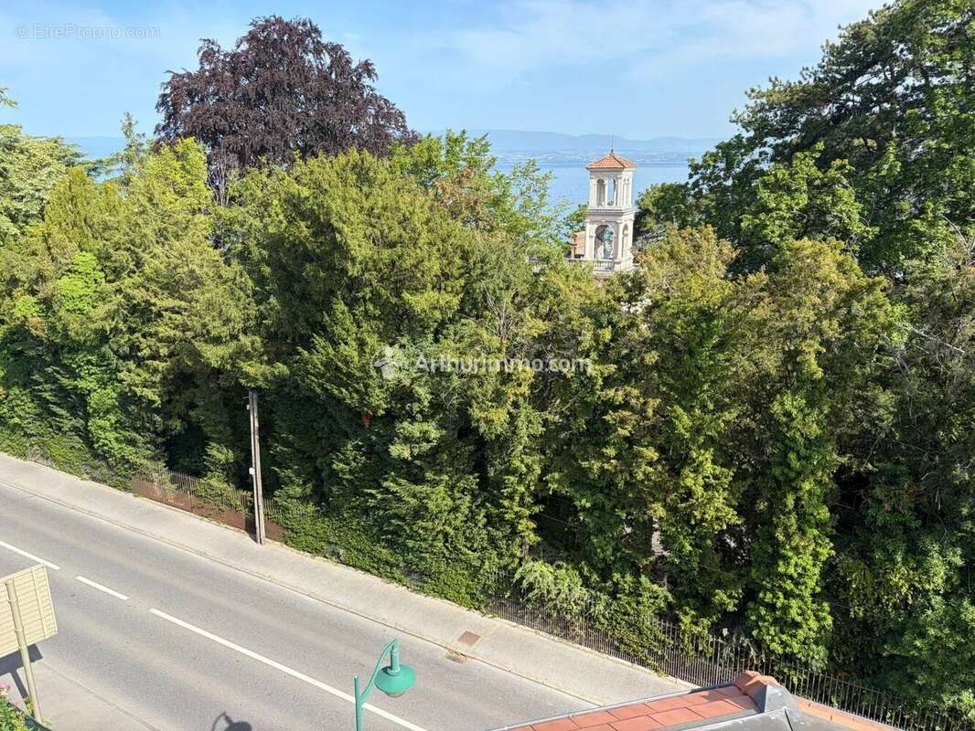 Appartement à EVIAN-LES-BAINS