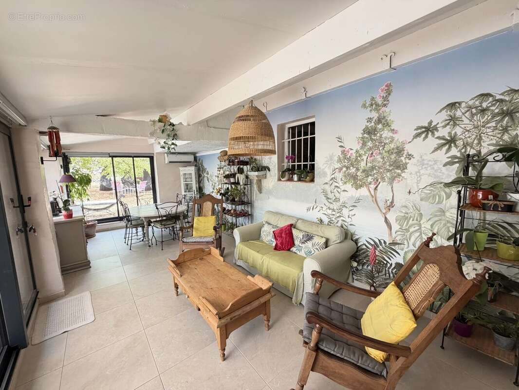 Bâtisse de caractère – 166 m² – Piscine – Chambres d’hôtes – Plus de 5 000 m² de terrain - photo 11