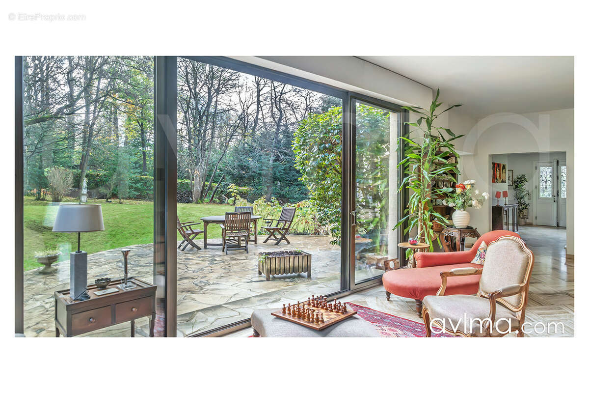 Maison à LOUVECIENNES