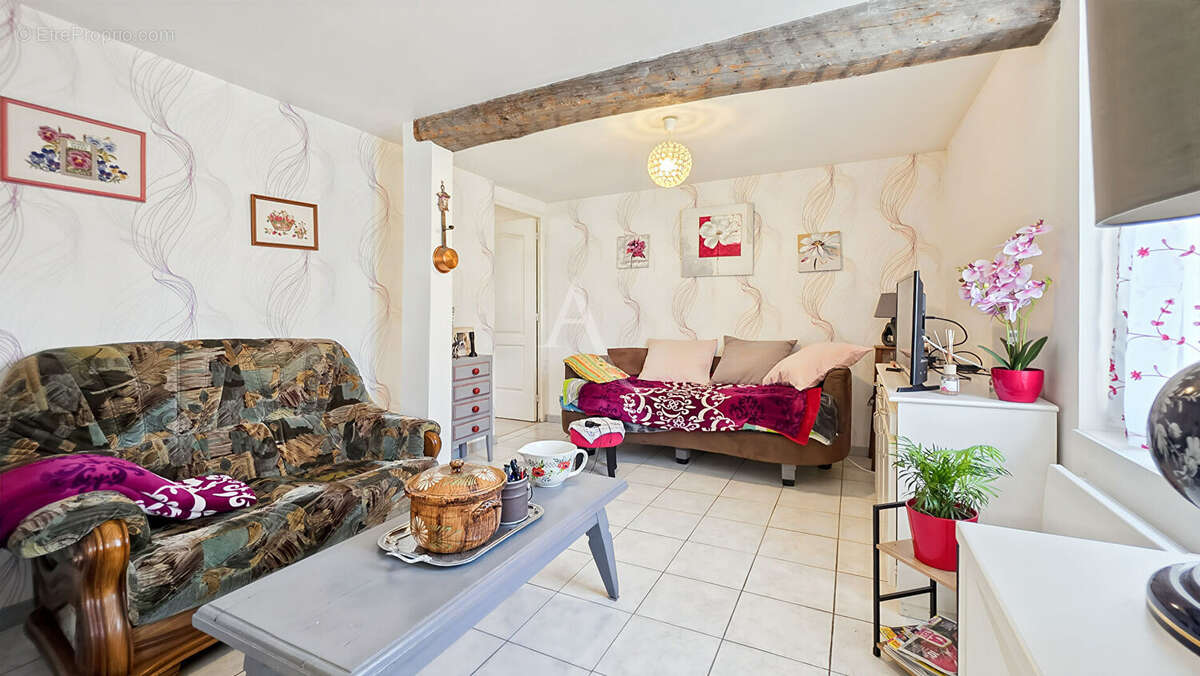 Maison à BEZU-SAINT-ELOI