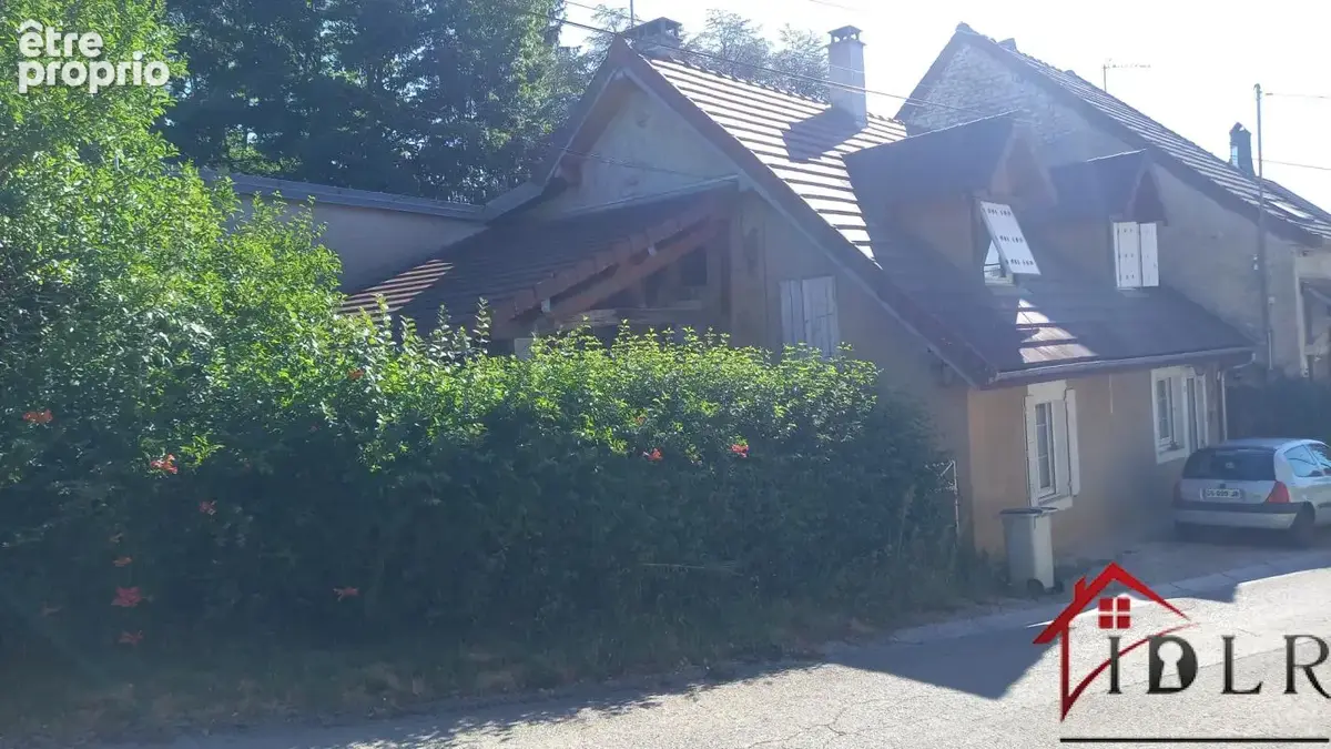 Maison en pierre de 1747 au coeur du vignoble jurassien - photo 1
