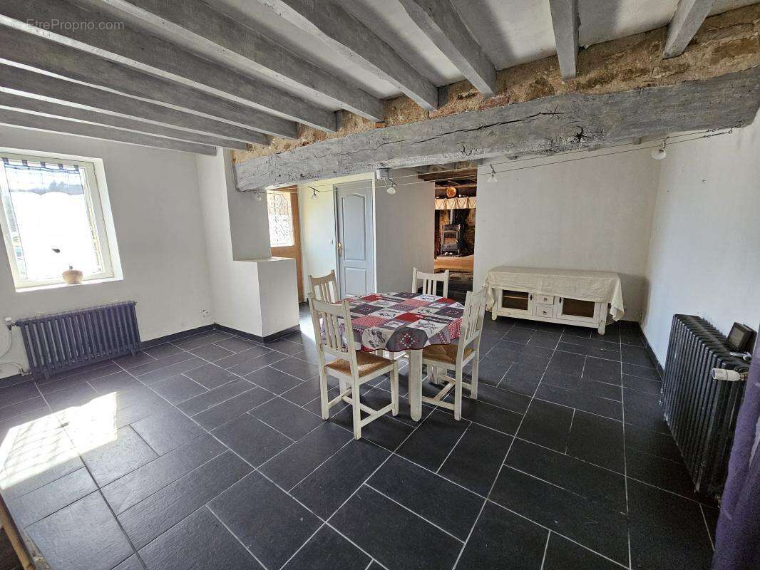 Maison à SAINT-VAURY