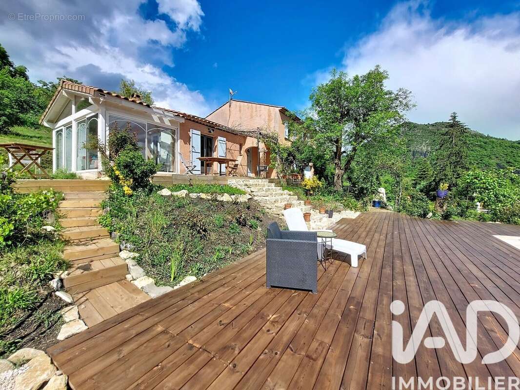 Maison 106 m² à La Robine-Sur-Galabre  - photo 2