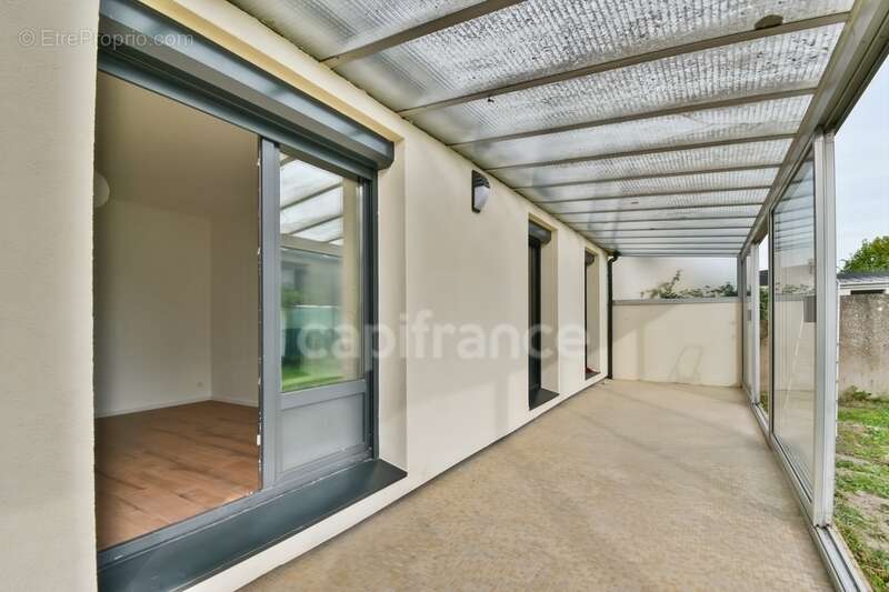 Maison à SAINTE-GENEVIEVE-DES-BOIS