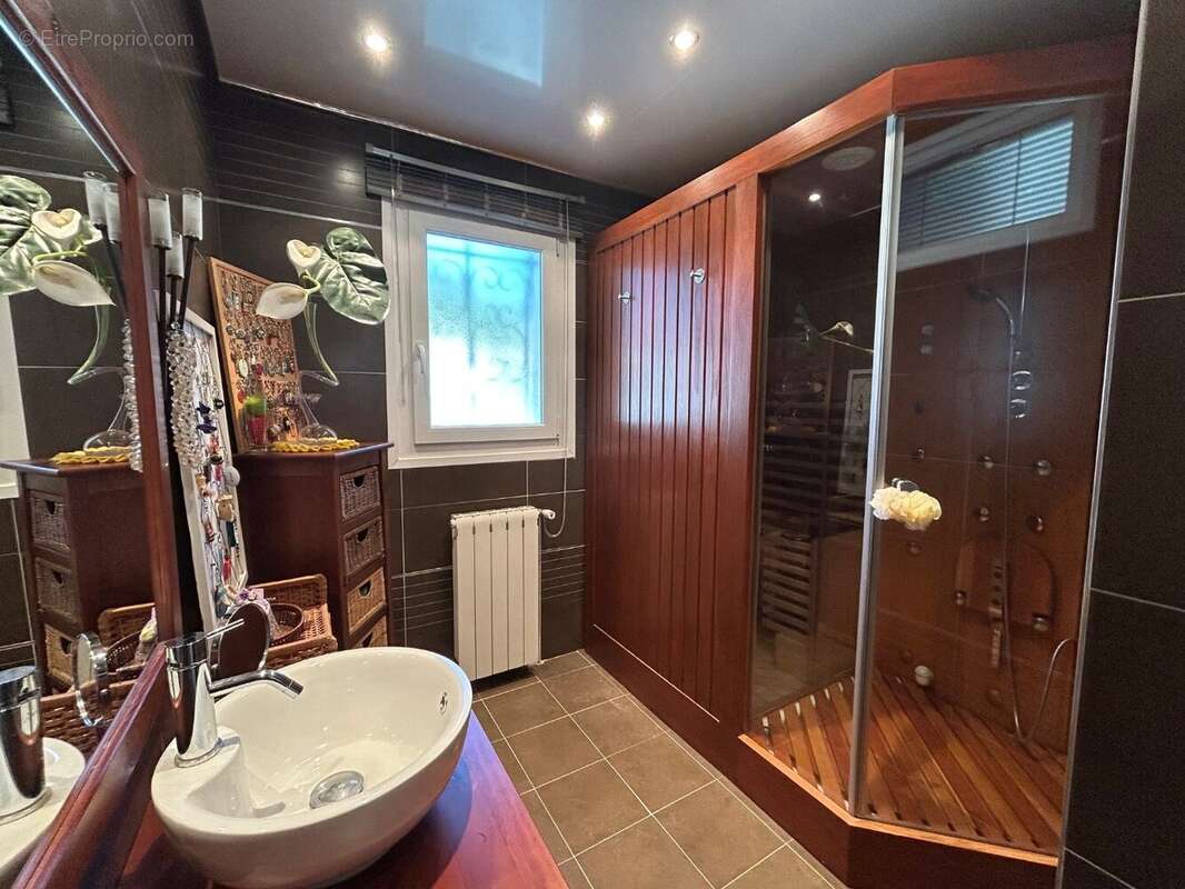 Maison à SAINT-GELY-DU-FESC