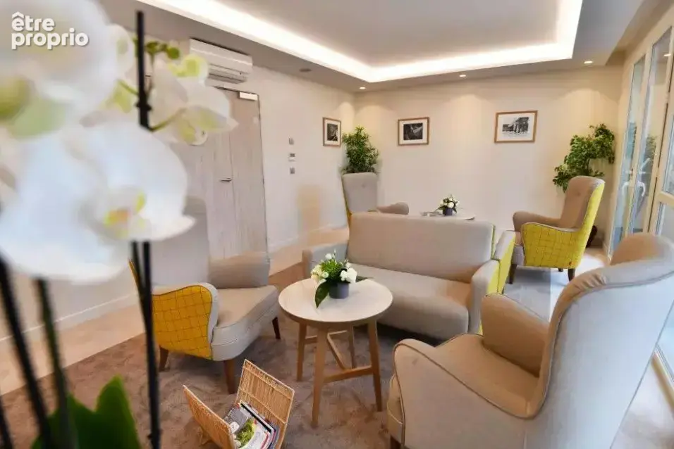 INVESTISSEMENT LOCATIF  Courbevoie  Résidence Seniors Léonard de Vinci - 7,08 % de rentabilité - photo 6