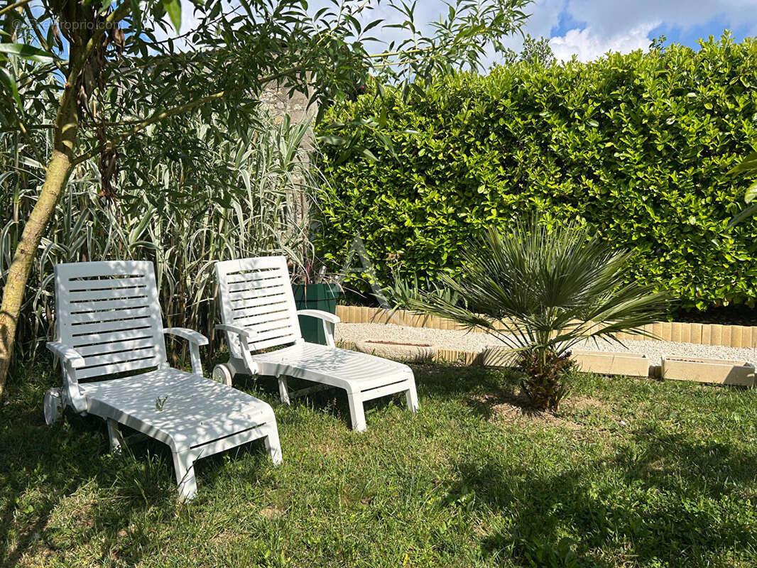 Maison à L'ILE-D'ELLE
