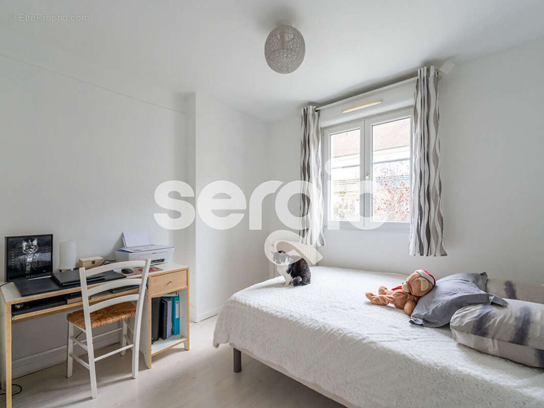 Appartement à BUSSY-SAINT-GEORGES