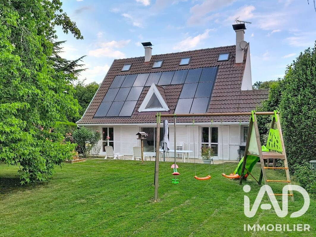 Photo 1 - Maison à CERNAY-LA-VILLE