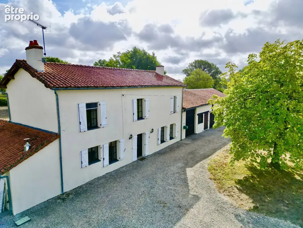 Magnifique Maison Familiale — Emplacement Exceptionnel, Belle Piscine - photo 19