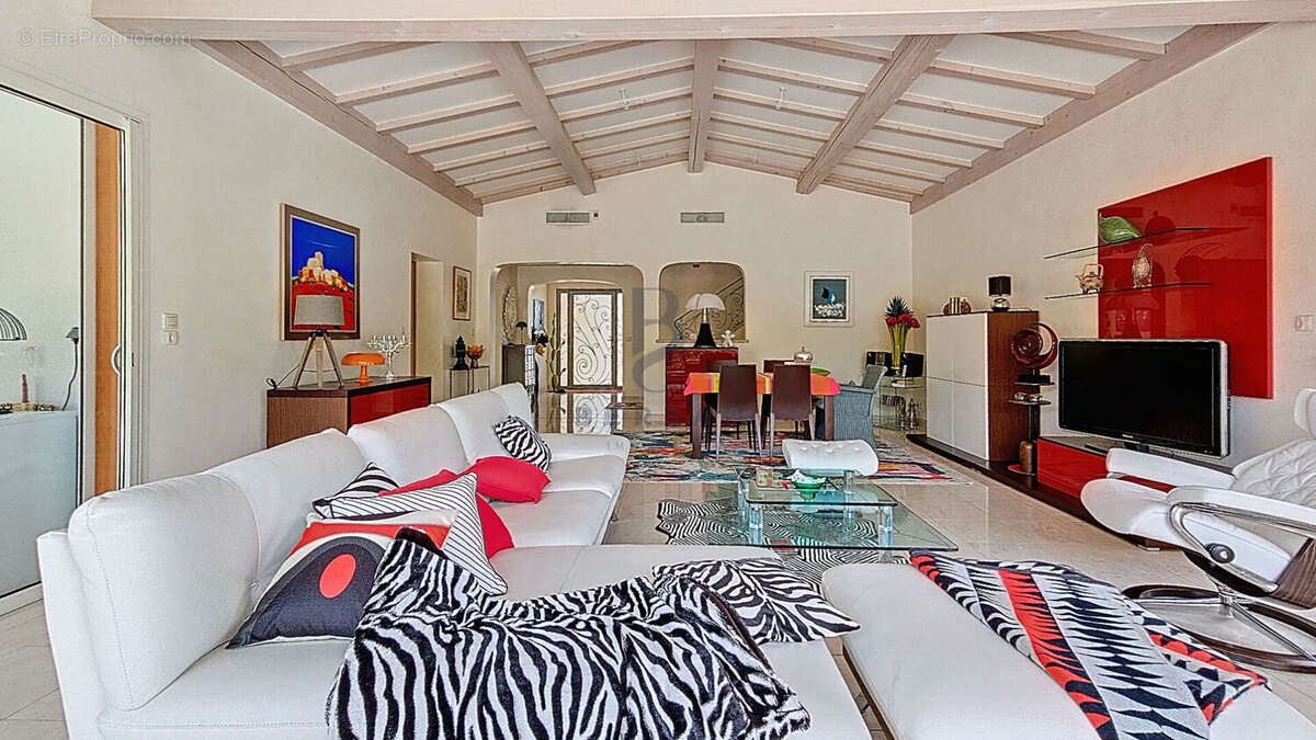 Maison à SAINT-RAPHAEL