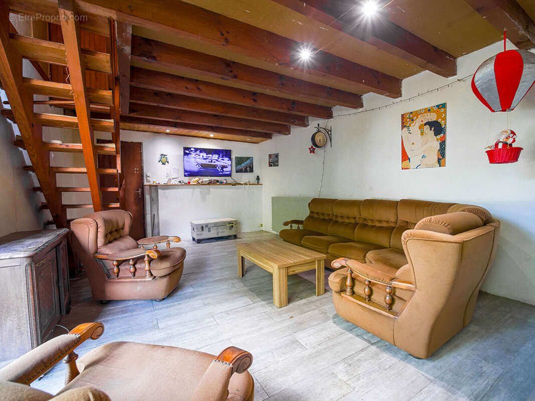 Maison de village avec garage Secteur GEAUNE - photo 3