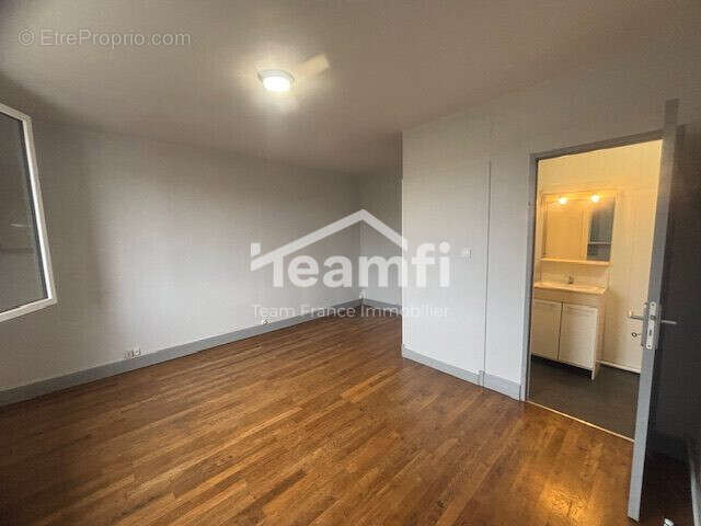 Appartement à SAINT-AMAND-MONTROND