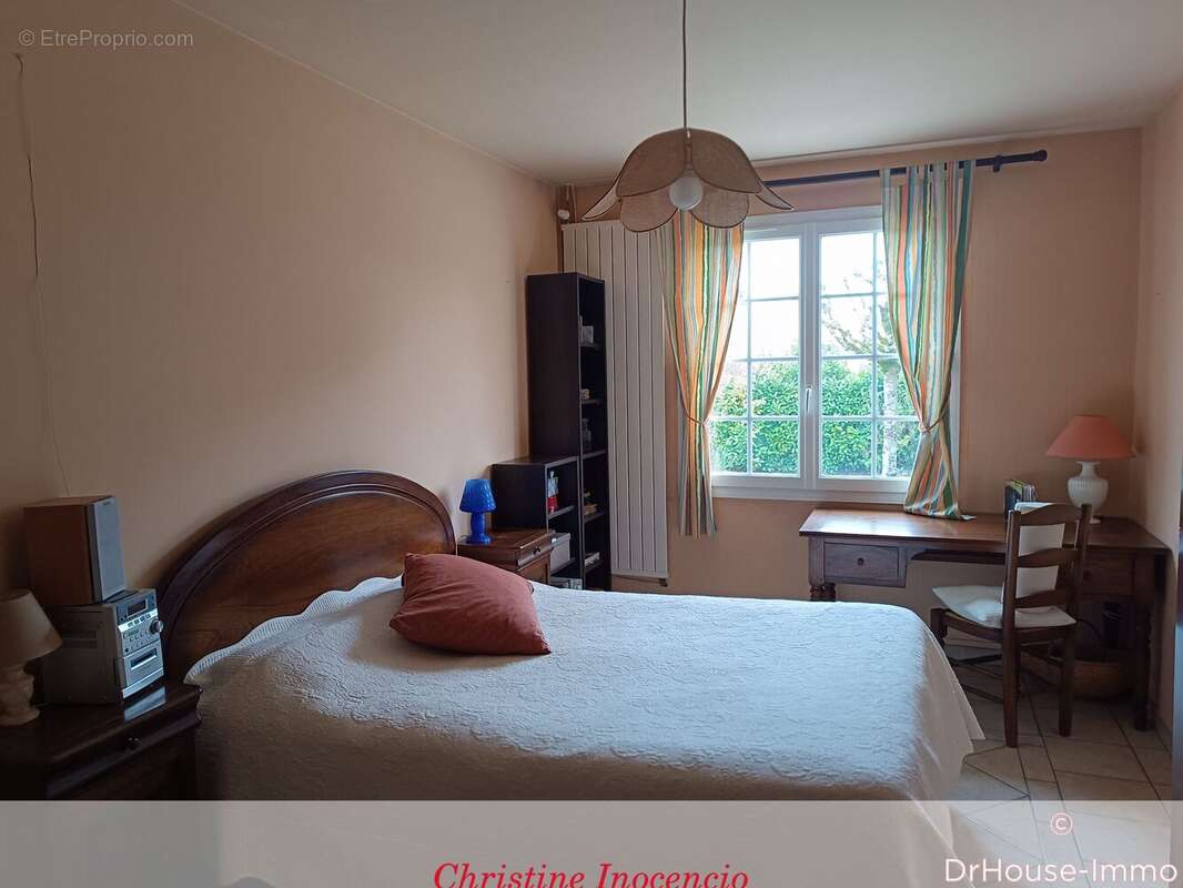 Maison à BARBEZIEUX-SAINT-HILAIRE