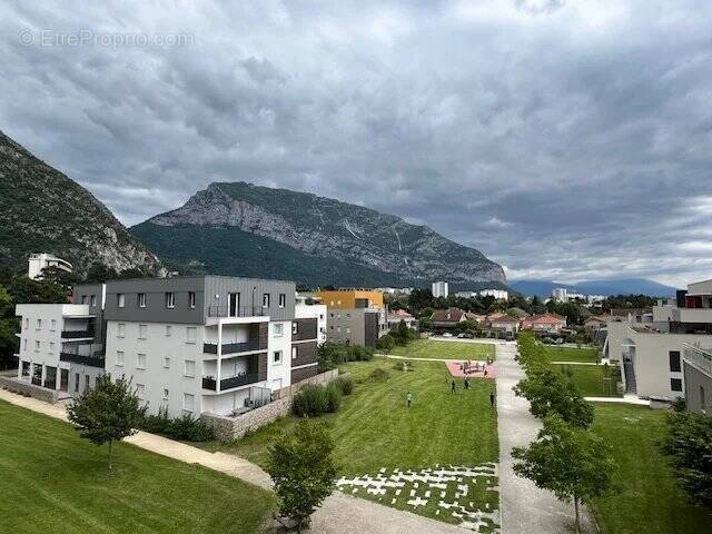 Appartement à SAINT-EGREVE