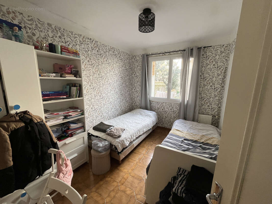 Appartement à MARSEILLE-5E