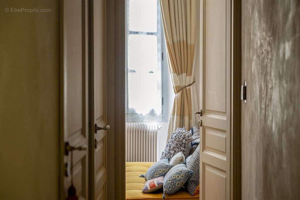 Maison à FIGANIERES